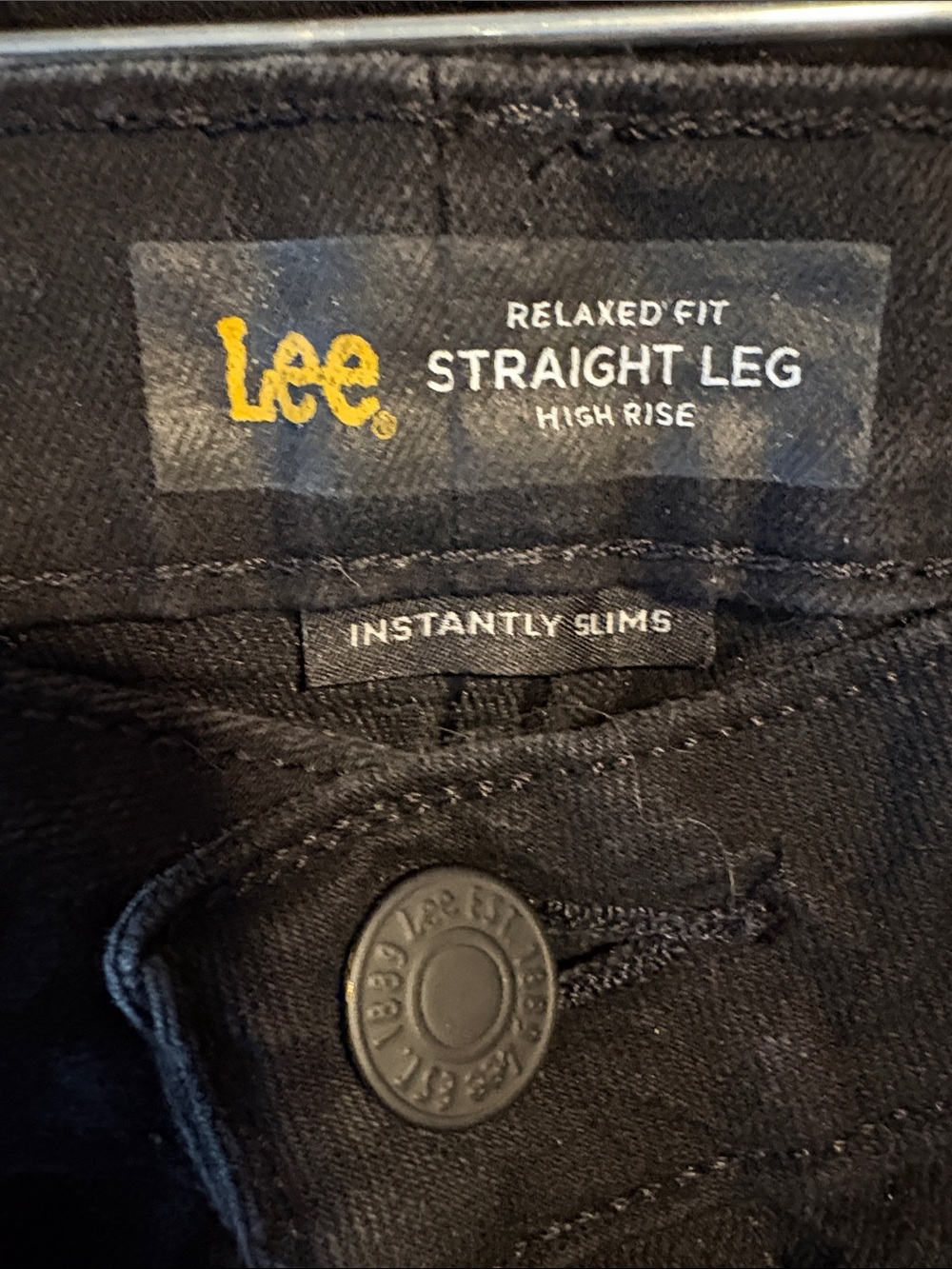 Ladies size 14 long Lee Relaxed Fit Straight Leg High Rise Jeans - Black